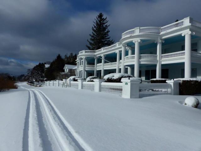 BabyGrandHotelMackinacWinter