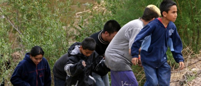illegal-immigrant-children-Getty-Images-Omar-Torres