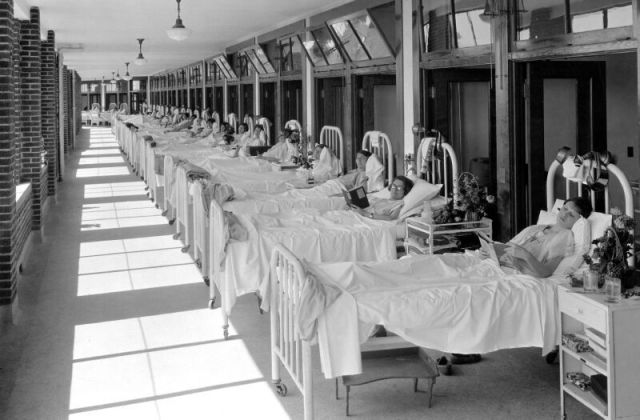 PL-WAVERLEY-HILLS-SANATORIUM-PATIENTS